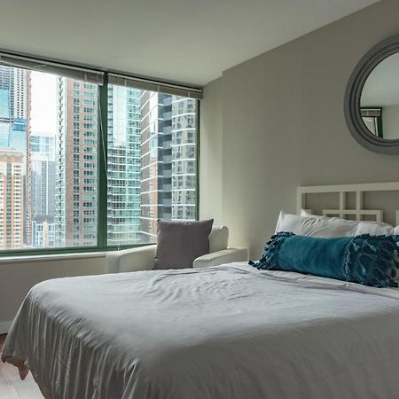 Envitae 3Br Downtown Luxurious Suite Views & Pool Chicago Exterior photo